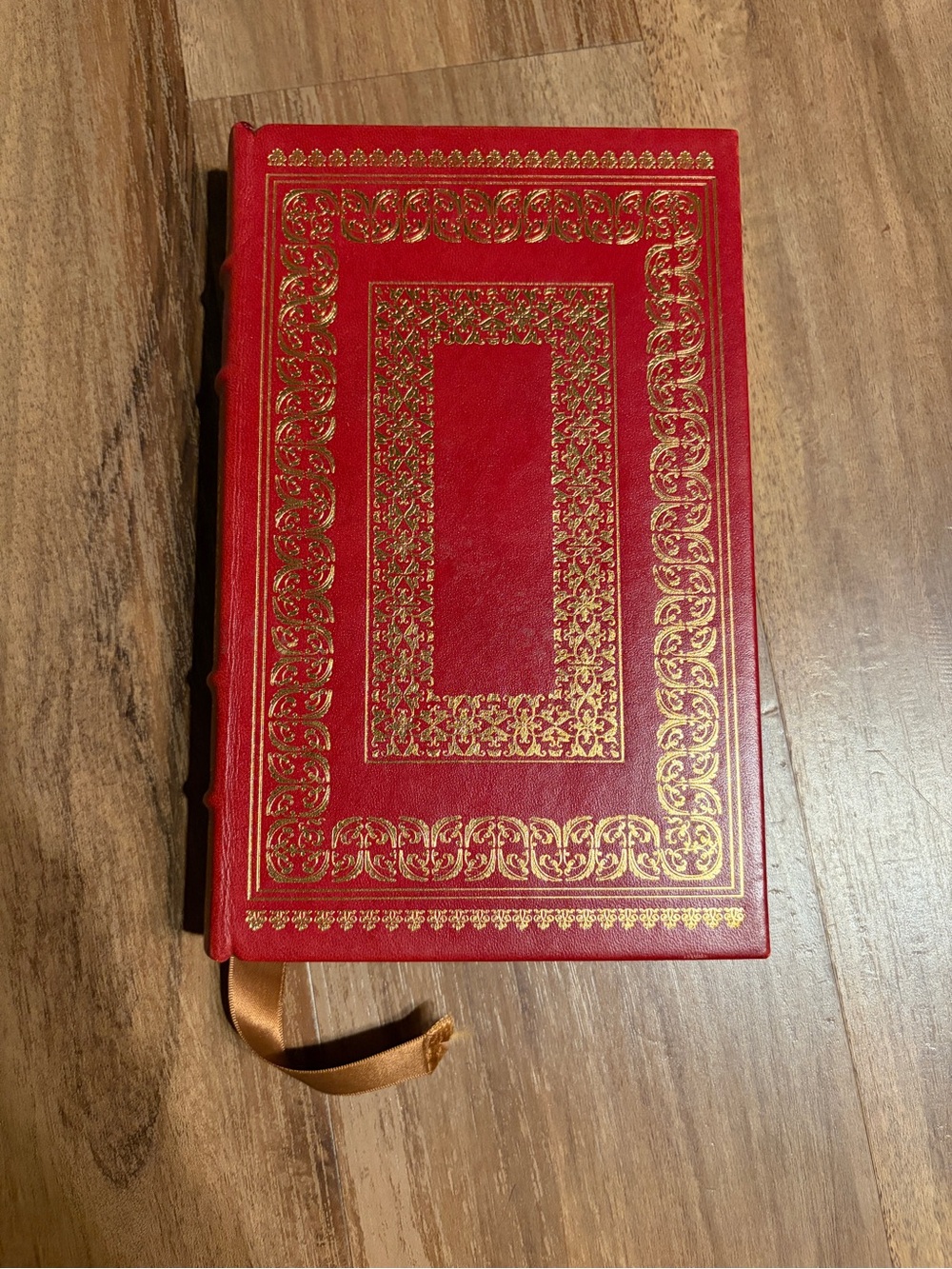 The Scarlet Letter by Nathan Hawthorne Classic Red with Gold Embossed Design